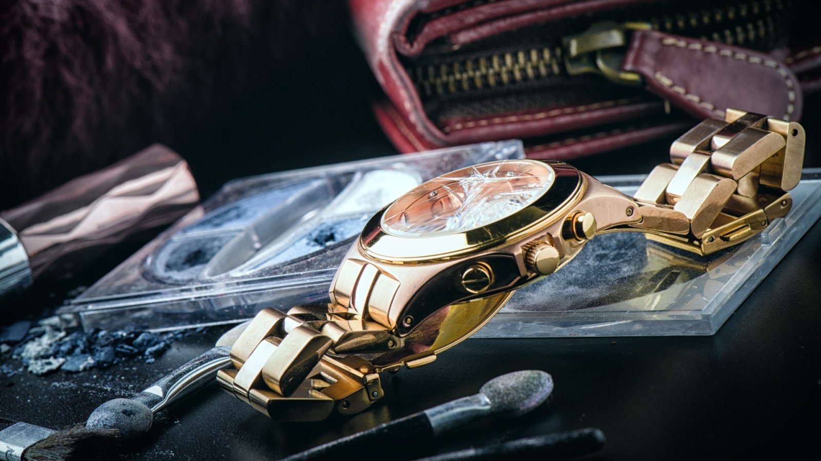 待售：阿波罗 13 号的金质欧米茄超霸腕表