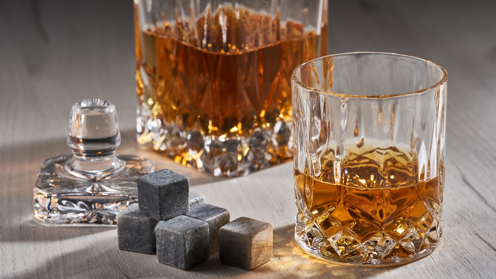 Les meilleurs verres à whisky pour élever votre bar à la maison