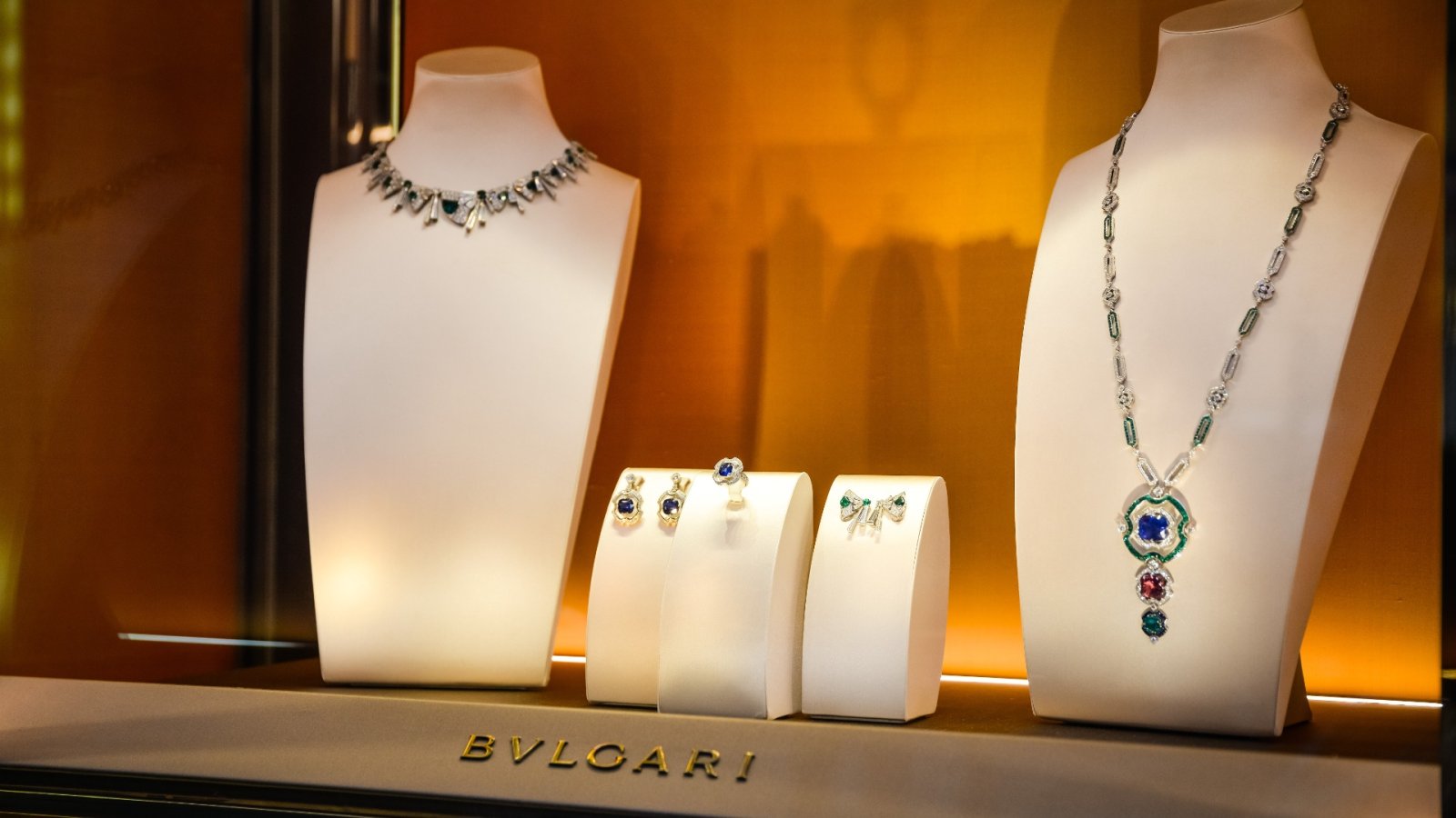 Bijuterii înalte Bulgari expuse la New York: descoperă simbolul renașterii