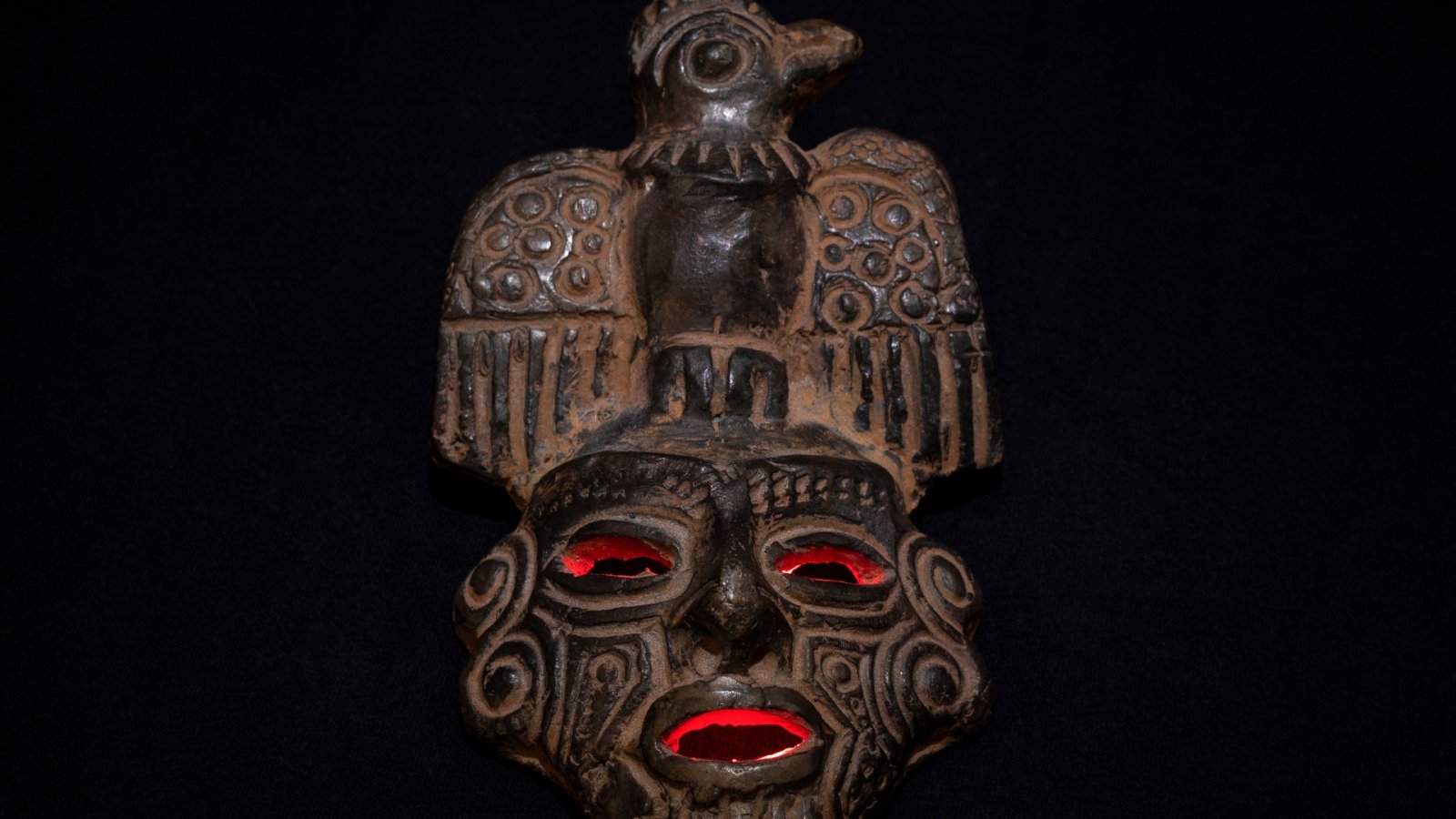 Afrykańska maska zakupiona przez starsze małżeństwo zostaje sprzedana za miliony