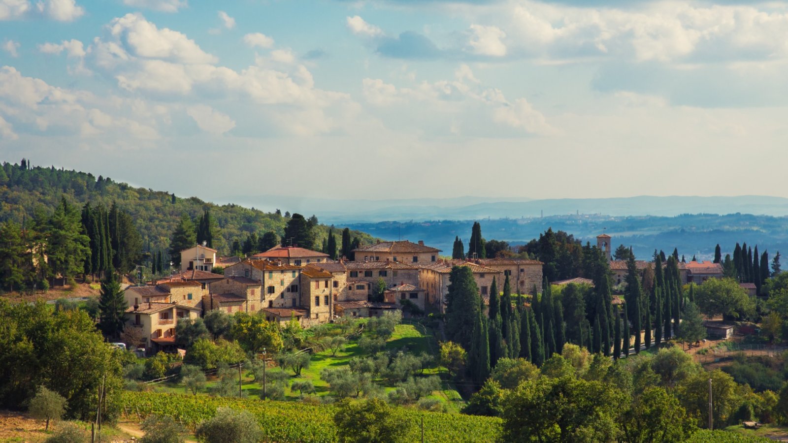 3 великолепные тосканские виллы, которые обязательно стоит посетить в 2024 году: места для мечтательного отдыха