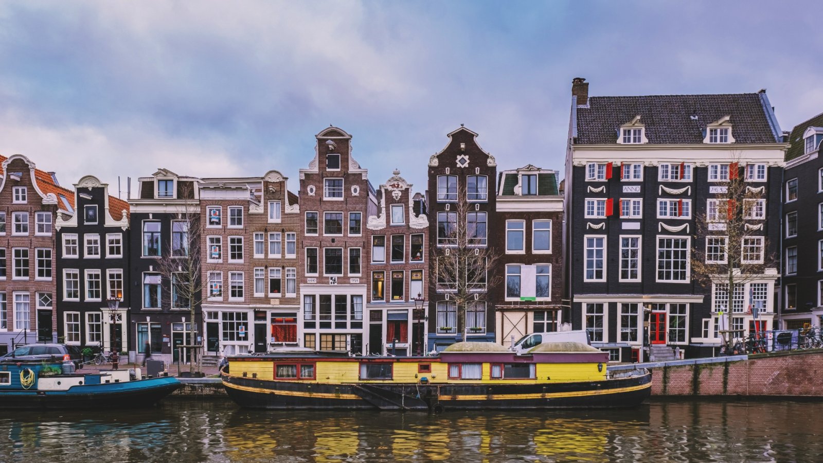 Eleganckie ucieczki nad kanałem: odkryj Dylan Boutique Hotel w Amsterdamie