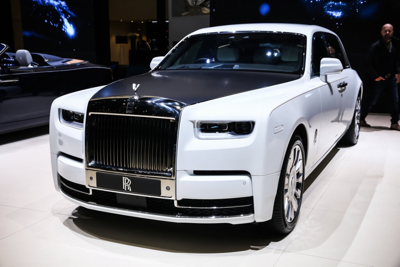 Rolls Royce: sigue siendo la última palabra en conducción de lujo
