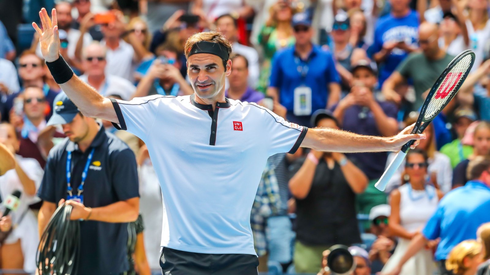 En annan tennisstjärna genom tiderna går i pension: Roger Federer