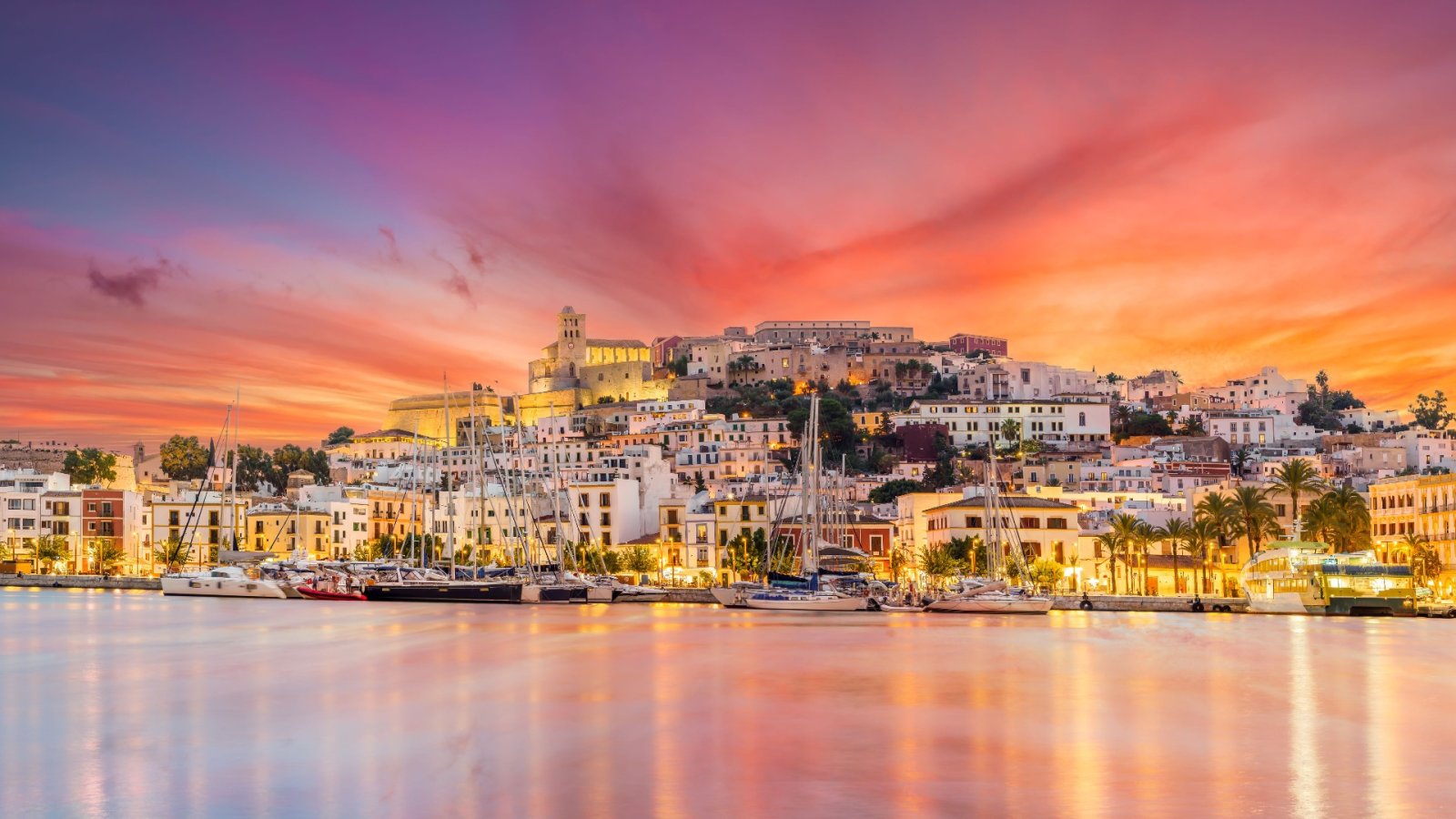 Um guia turístico para a parte desconhecida da mágica Ibiza - seu próximo destino