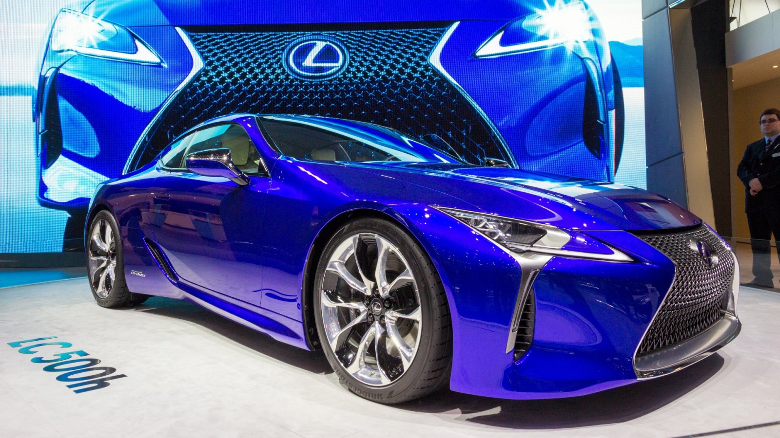 Starta dina motorer: nya Lexus IS 500 F SPORT Performance