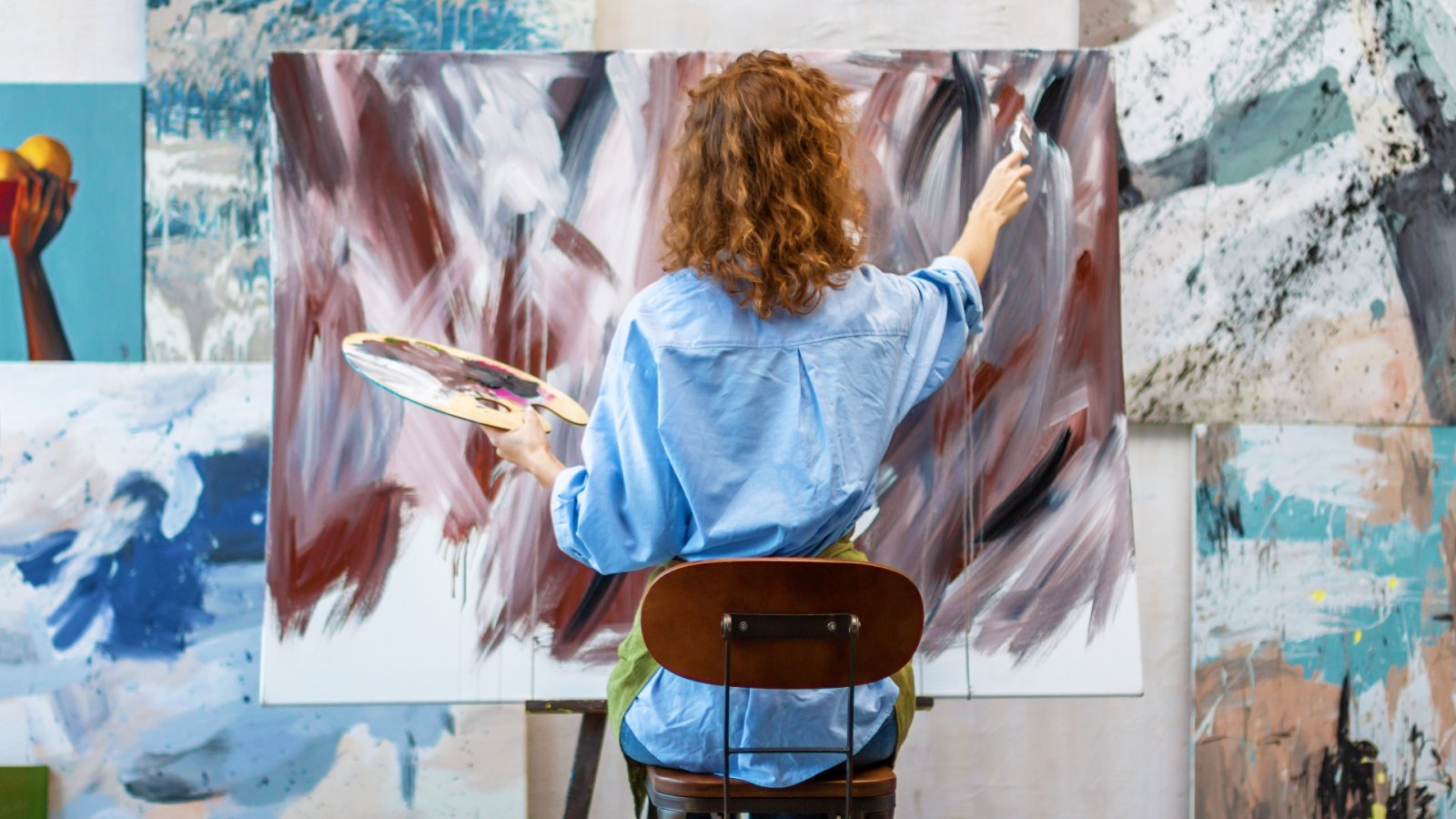 Hvordan kvinnelige kunstnere gjenskaper feiret kunst av menn - og hvorfor du bør se det
