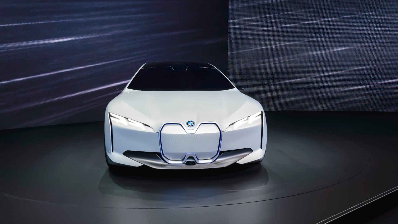 Meet the car of the future, changing 32 colors in seconds: BMW i Vision