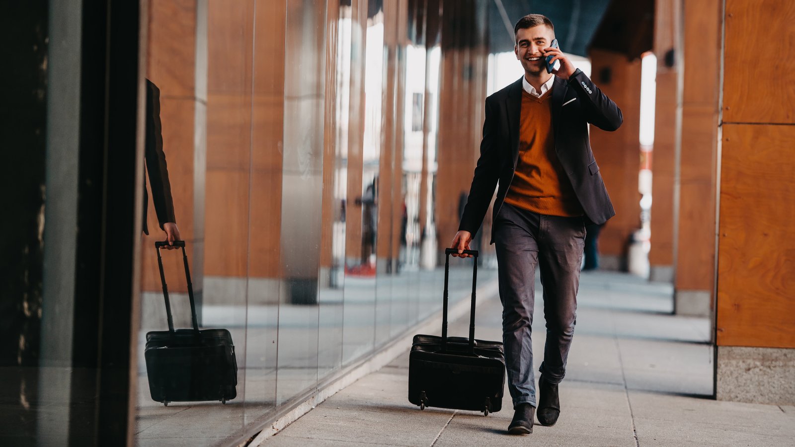 Business traveling? Here’s how to make it fun and more exciting