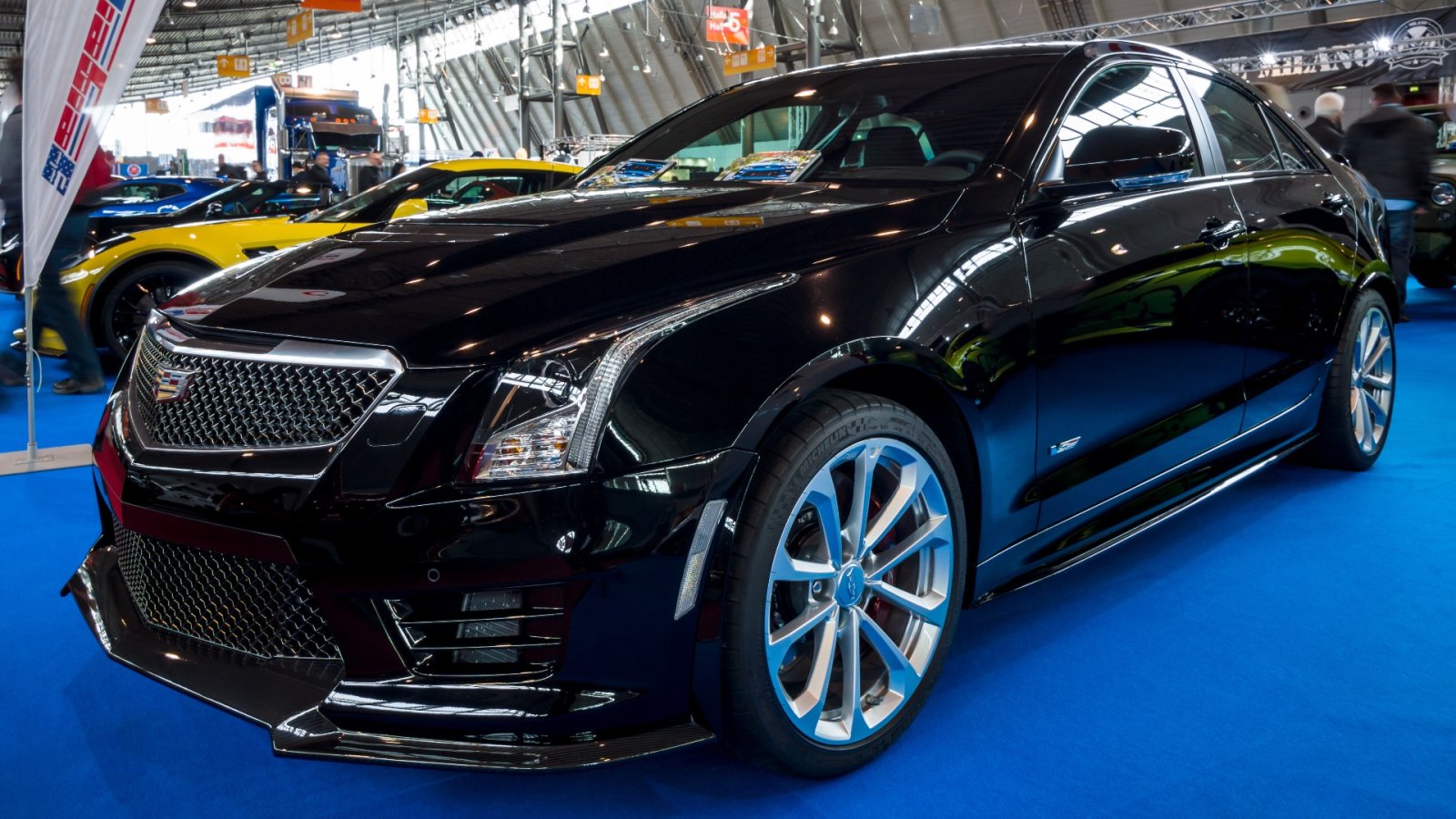 Descubra a cara do desempenho de luxo americano: Cadillac ATS-V