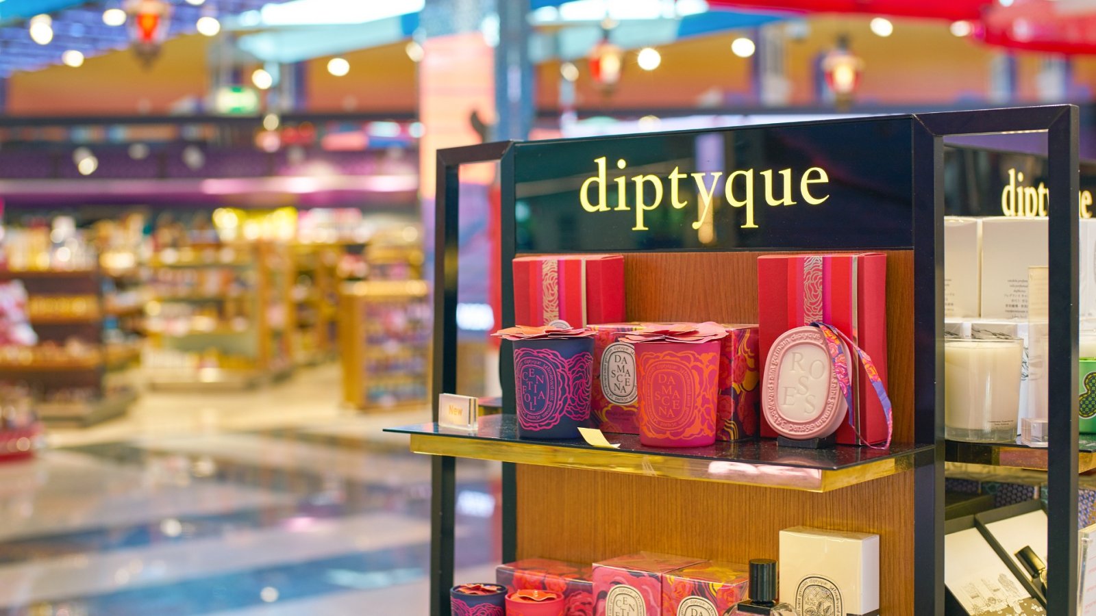 Discover a delightful aroma of paper and ink in Diptyque's new eau de toilette